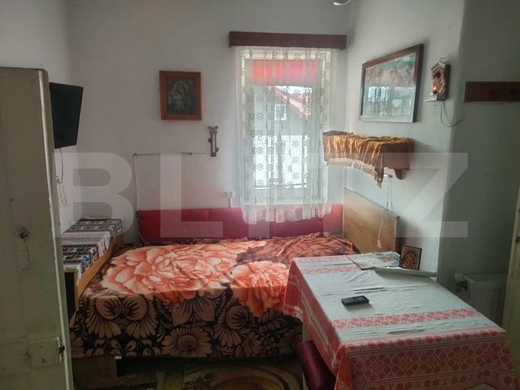 Apartament la casa, zona centrala, 100 mp utili, Radauti - 5