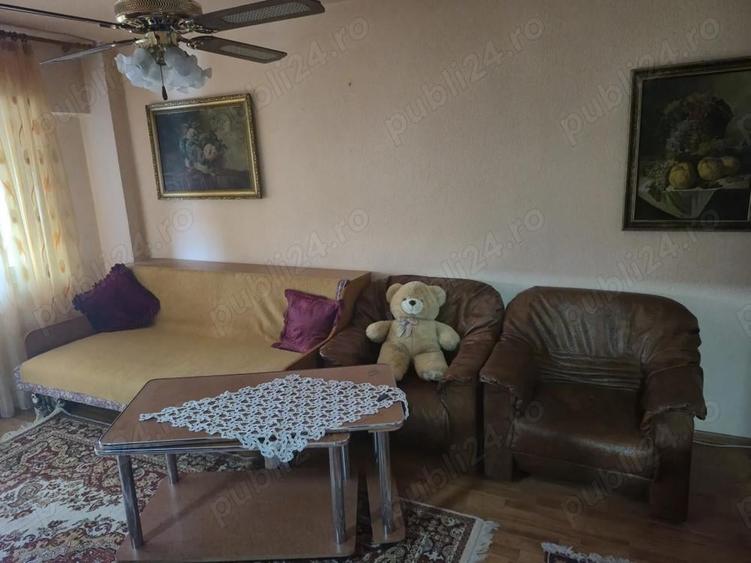 Garsonieră decomandată în Central