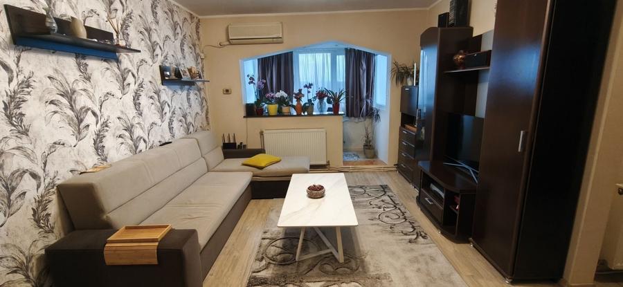 Apartament cu 2 camere semidecomandat în Cornișa