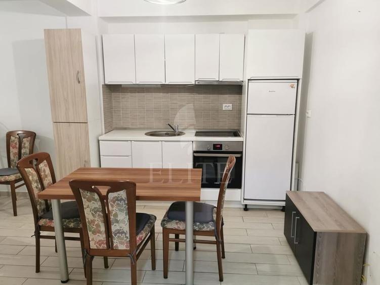Apartament cu 2 camere semidecomandat, mobilat în Mănăștur