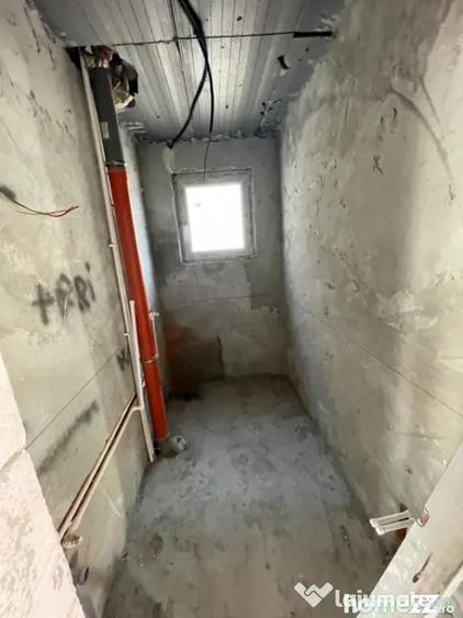 Casă cu 4 camere cu Teren 245 Mp în Central