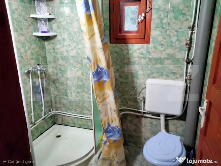 Casă cu 5 camere cu Teren 350 Mp în Deal