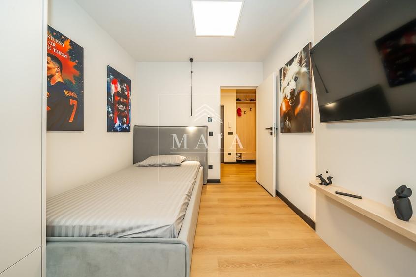 Apartament cu 4 camere decomandat în Mihai Viteazul