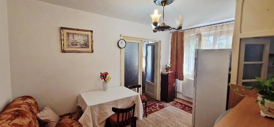 Apartament 2 camere, zona ?agului - 8