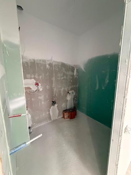 Apartament cu 3 camere decomandat în P-ța Muncii