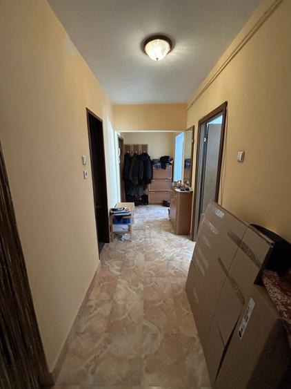 Apartament cu 2 camere decomandat, mobilat în 1 Mai