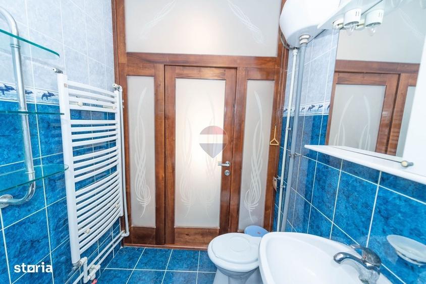 Casă cu 4 camere în Central