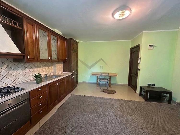 Apartament cu 2 camere decomandat în Filiași