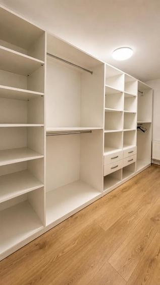 Apartament cu 3 camere nedecomandat, mobilat în Ultracentral