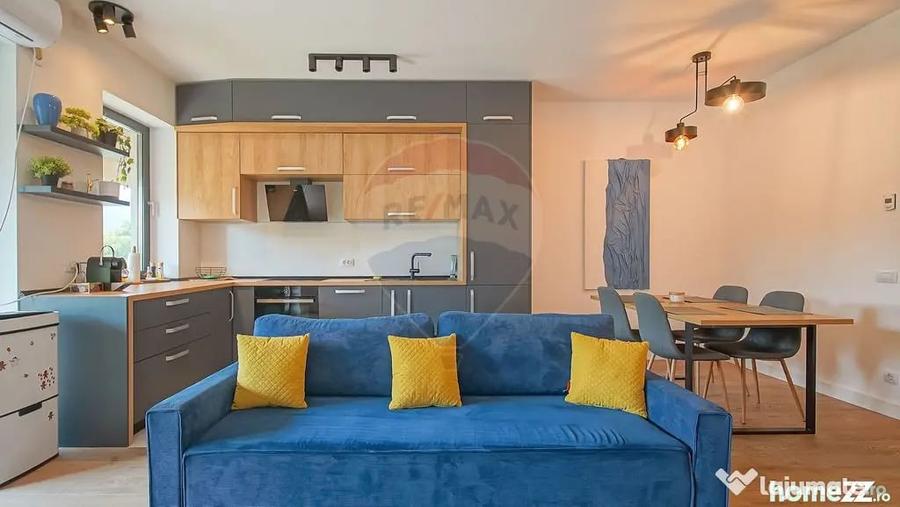 Apartament cu 3 camere decomandat în Drumul Poienii