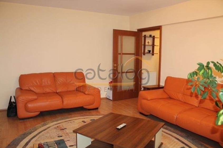 Apartament cu 2 camere decomandat în Tineretului — fotografia 1