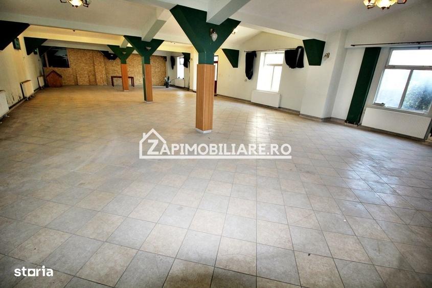 Spațiu comercial, de 200 mp, în Vălureni