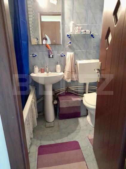Apartament cu 2 camere semidecomandat, mobilat în Central