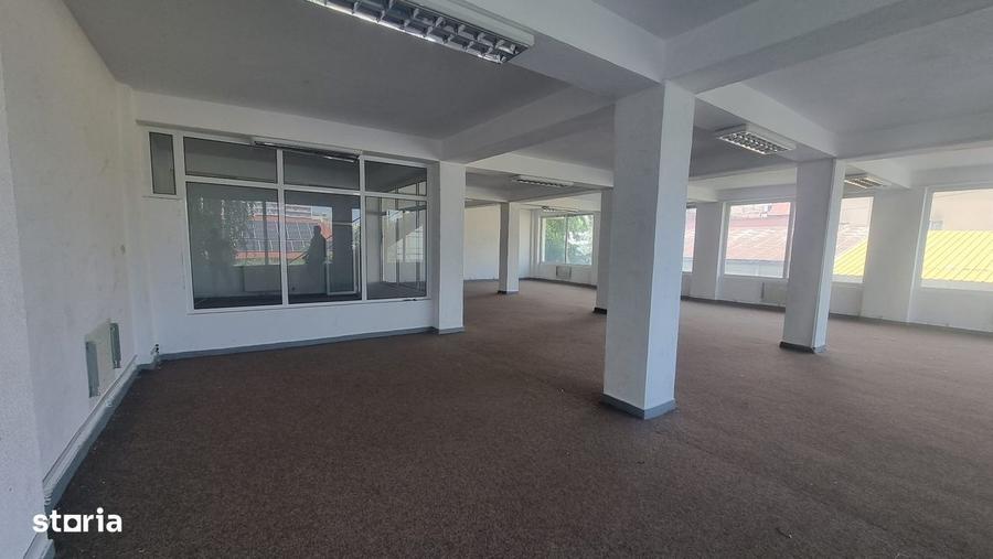 Spațiu comercial, de 185 mp, în Craiovei