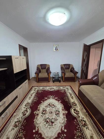 Apartament cu 2 camere semidecomandat în Berceni