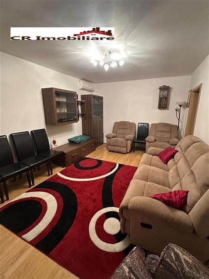 Apartament cu 4 camere decomandat în Titan