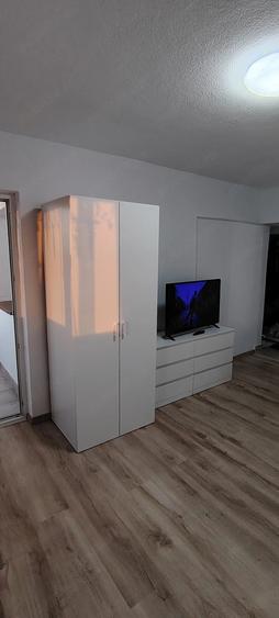 Garsonieră decomandată în Rahova