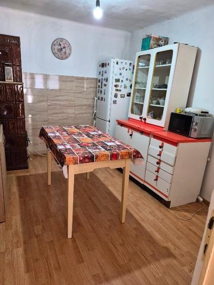 Casă cu 3 camere cu Canalizare în Brestei