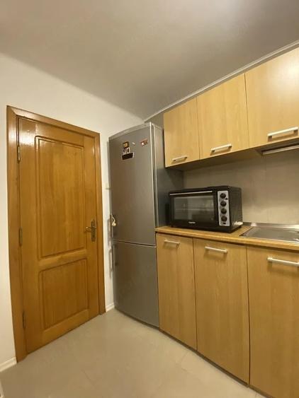 Apartament cu 3 camere decomandat în Ultracentral