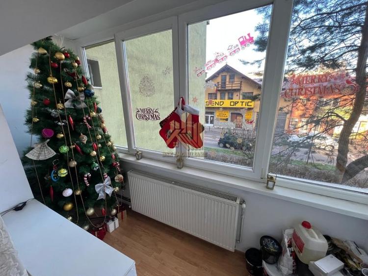 Apartament cu 4 camere decomandat, mobilat în Bartolomeu
