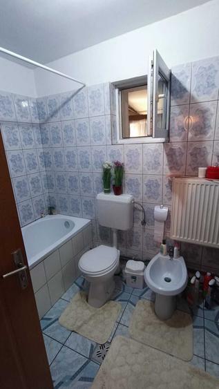 Casă cu 3 camere în Gherța Mică