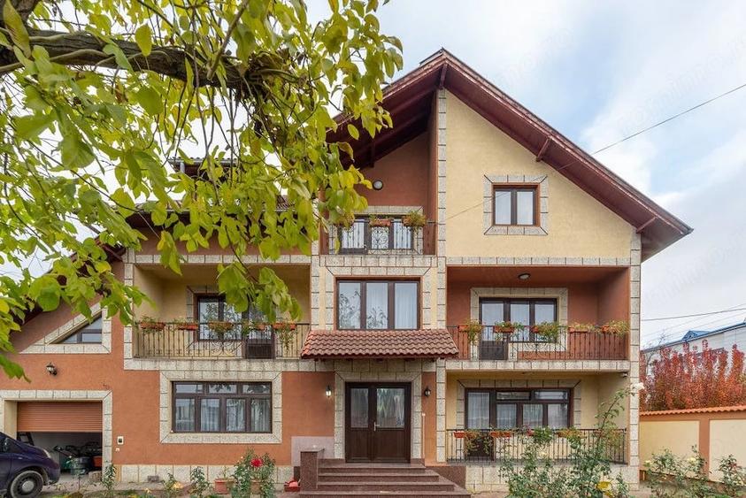 Casă cu 8 camere cu Teren 1000 Mp în Sud