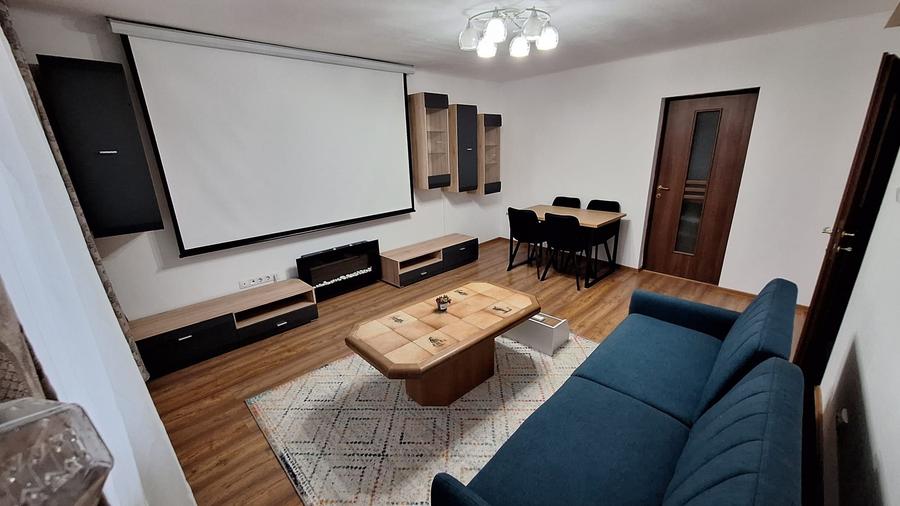 Casă cu 2 camere cu Teren 100 Mp în Central
