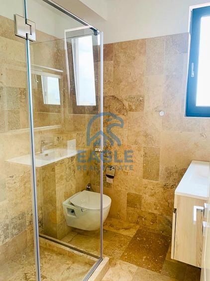 Apartament cu 3 camere decomandat, mobilat în Mamaia