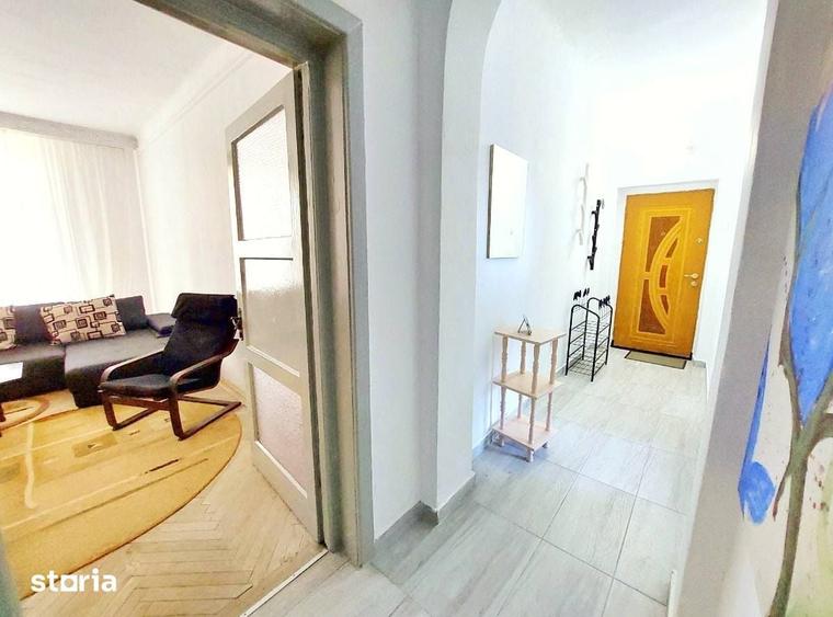 Apartament cu 2 camere decomandat în Central