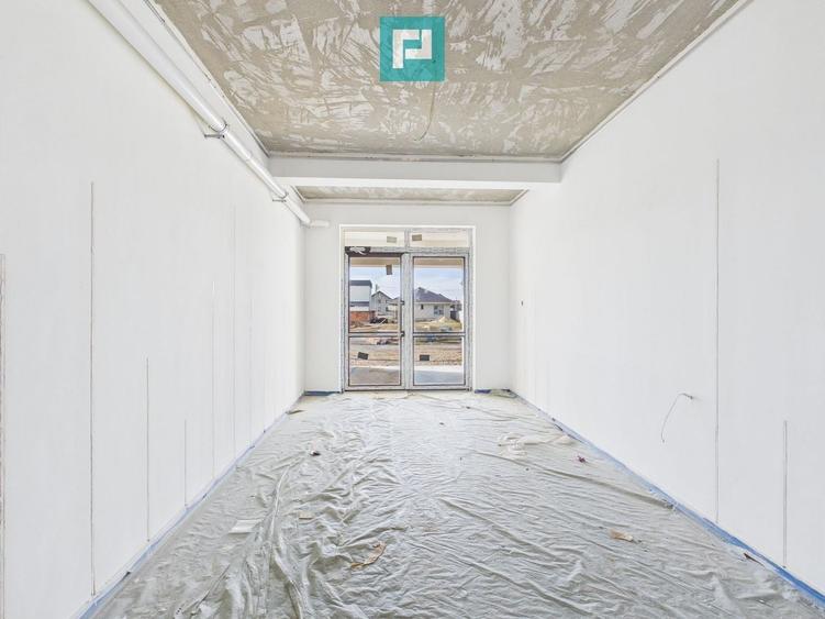 Apartament cu 3 camere în Sântandrei