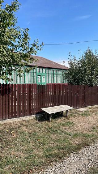Casă cu Teren 1800 Mp în Smârdan