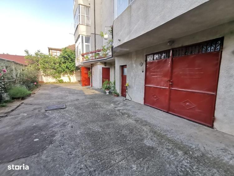 Apartament cu 4 camere în Bălcescu