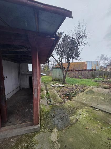 Casă cu 5 camere cu Teren 1000 Mp în Central