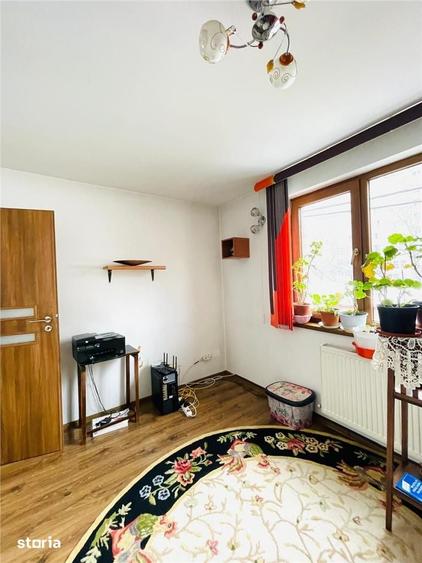 Casă cu 4 camere cu Teren 92 Mp în Titulescu
