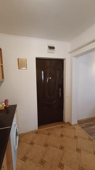 Apartament cu 2 camere semidecomandat în Hipodrom