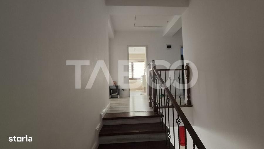 Casă cu 4 camere cu Teren 172 Mp în Șelimbăr