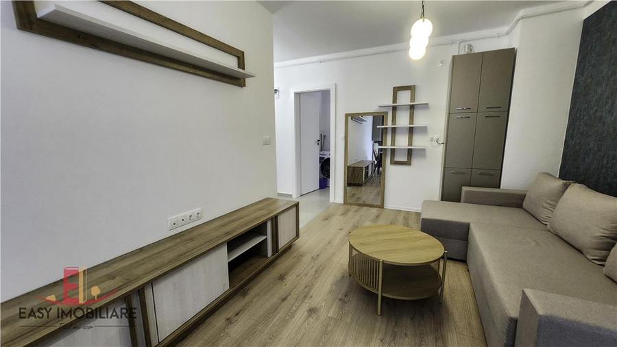 Apartament cu 3 camere decomandat, mobilat în Libertății