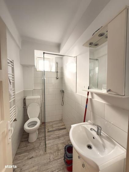 Apartament cu 2 camere decomandat în Medicină