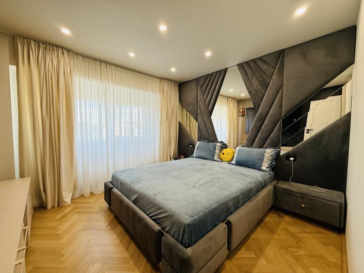 Apartament cu 2 camere decomandat, mobilat în Soarelui