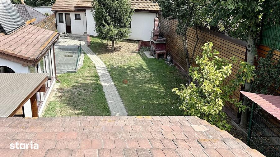 Casă cu 7 camere cu Teren 670 Mp în Centrul Istoric