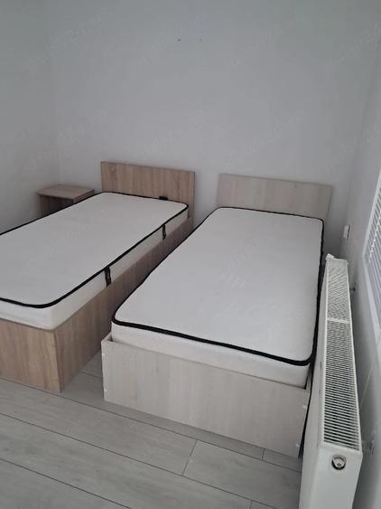 Casă cu 2 camere cu Teren 300 Mp în Central