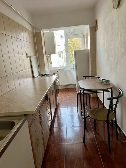 Garsonieră decomandată în Central