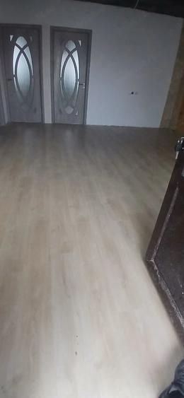 Casă cu Teren 200 Mp în Lumina