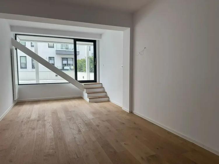 Apartament cu 2 camere decomandat în Aviației