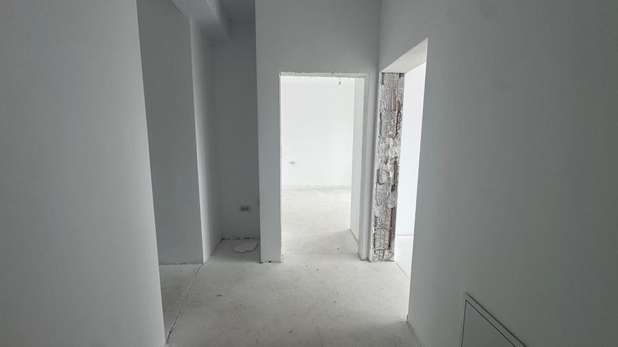 Apartament cu 2 camere decomandat în Bucovăț (Remetea Mare)