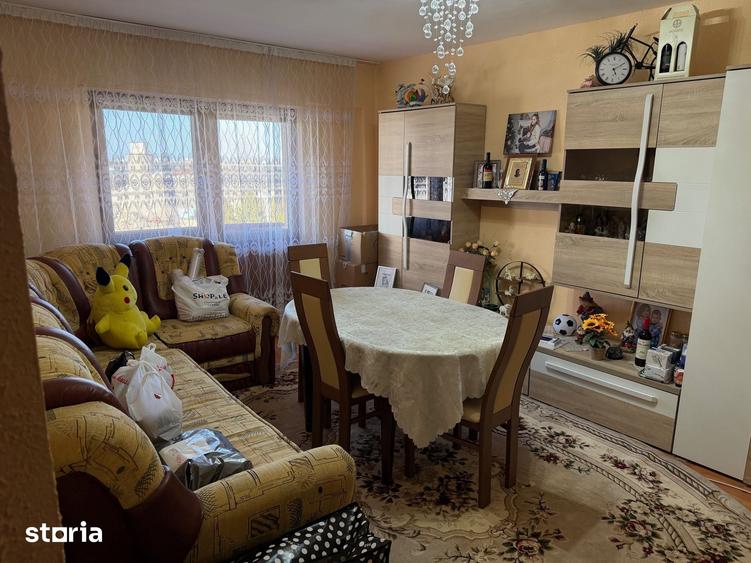 Apartament cu 2 camere decomandat în Carpați 2