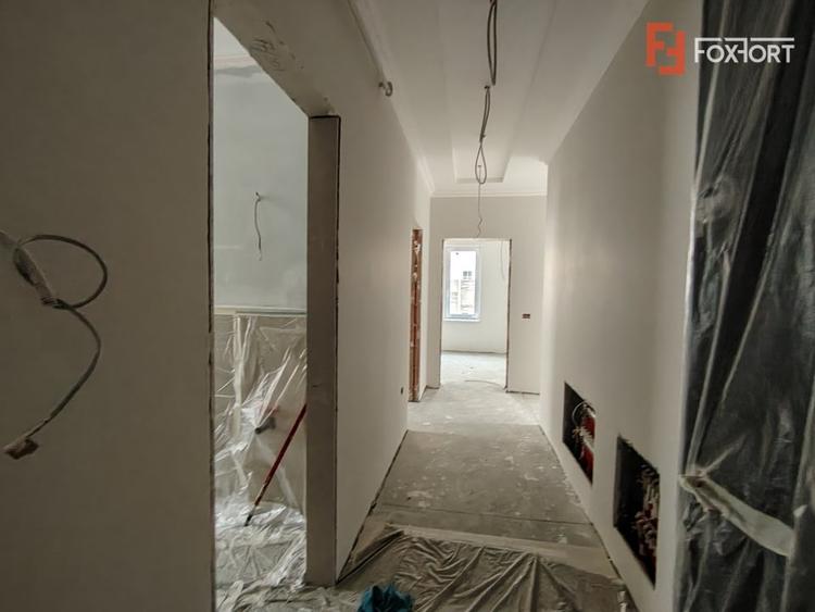 Apartament cu 2 camere decomandat în Giroc