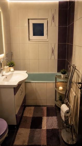 Apartament cu 2 camere semidecomandat în Spitalul Județean