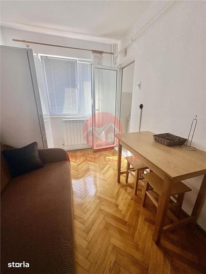 Apartament 2 Camere Semidecomandat Zona Ciresica - 9