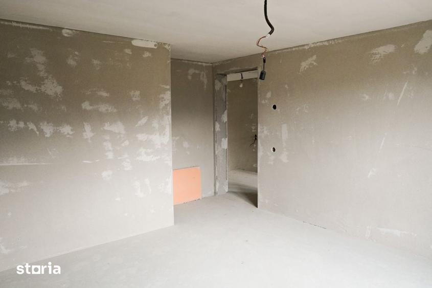 Casă cu 4 camere cu Teren 300 Mp în Central